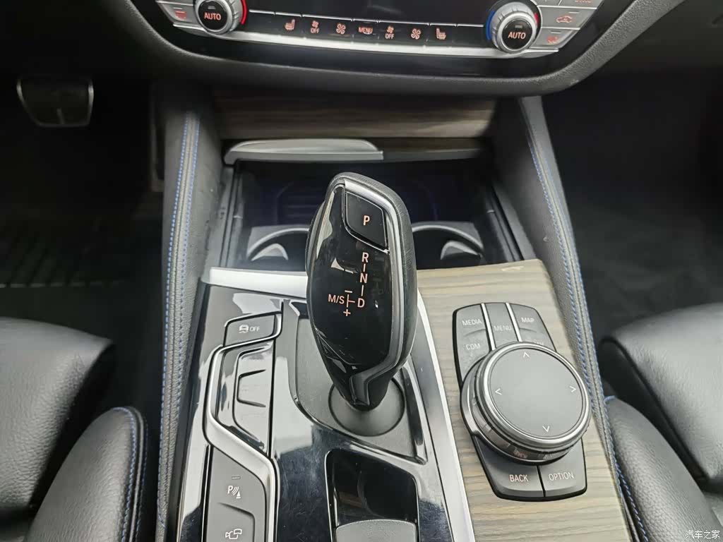 BMW 5 Series, 2019 13