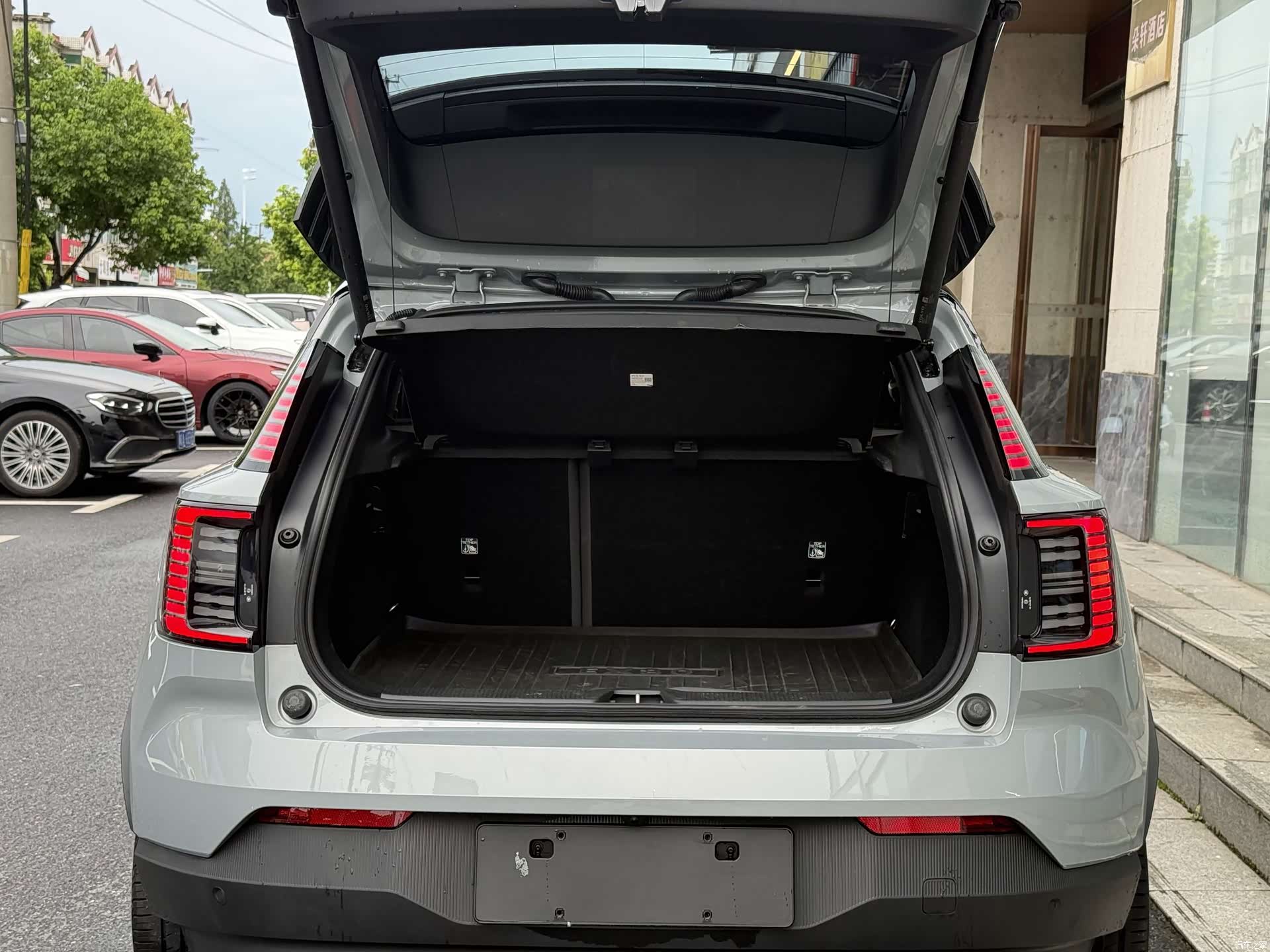 Volvo EX30, 2024 15