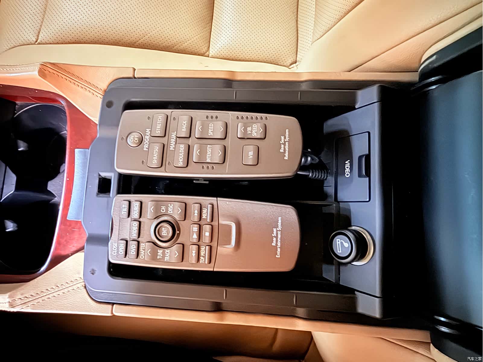 Lexus LS, 2007 24