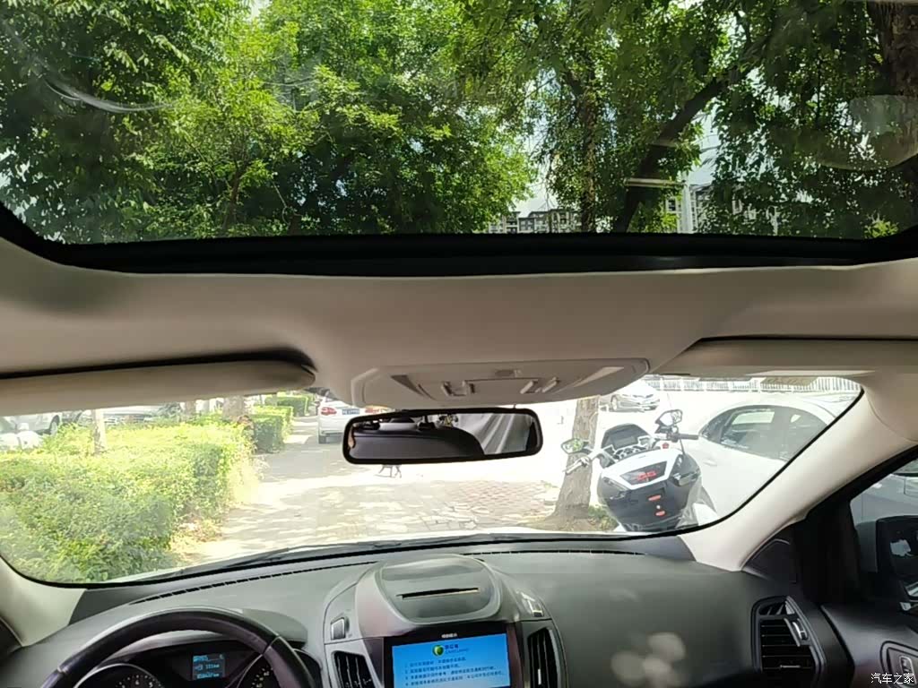 Ford Kuga, 2018 18