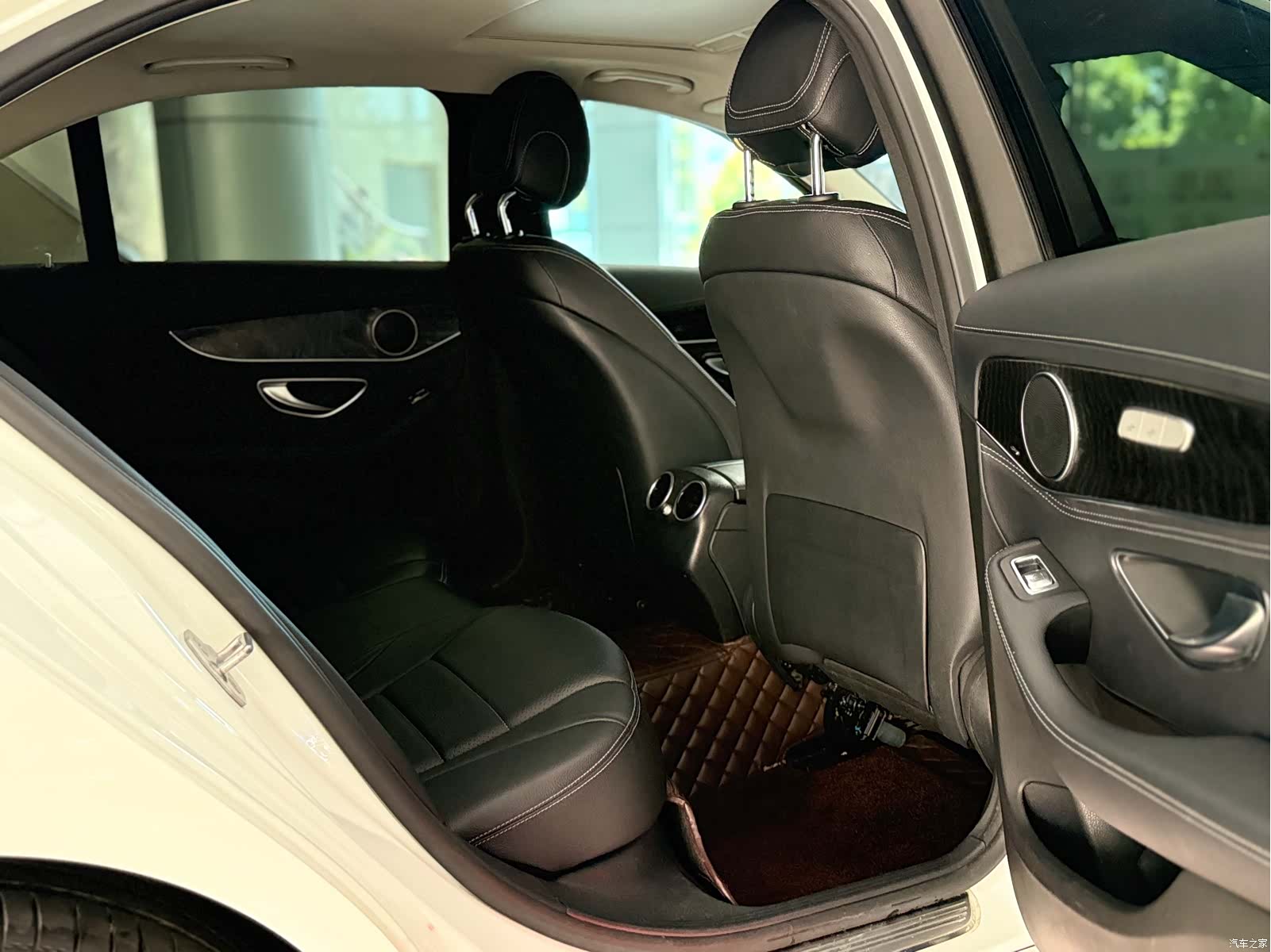 Mercedes-Benz C-Class, 2017 11