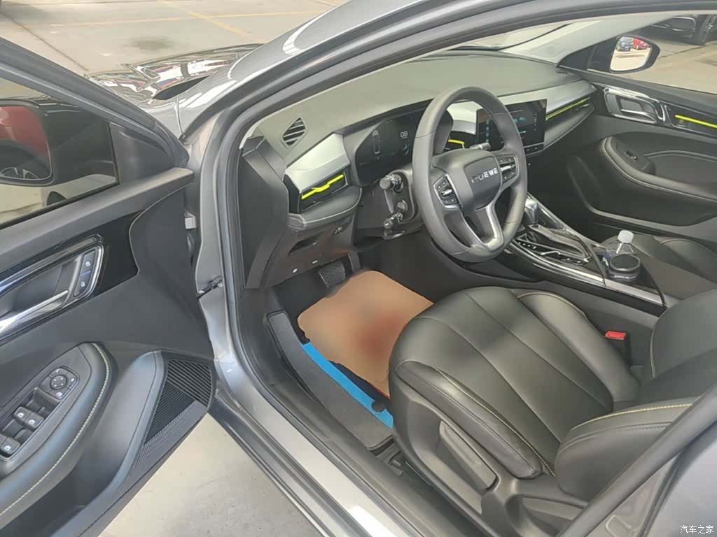 Roewe i5, 2022 16