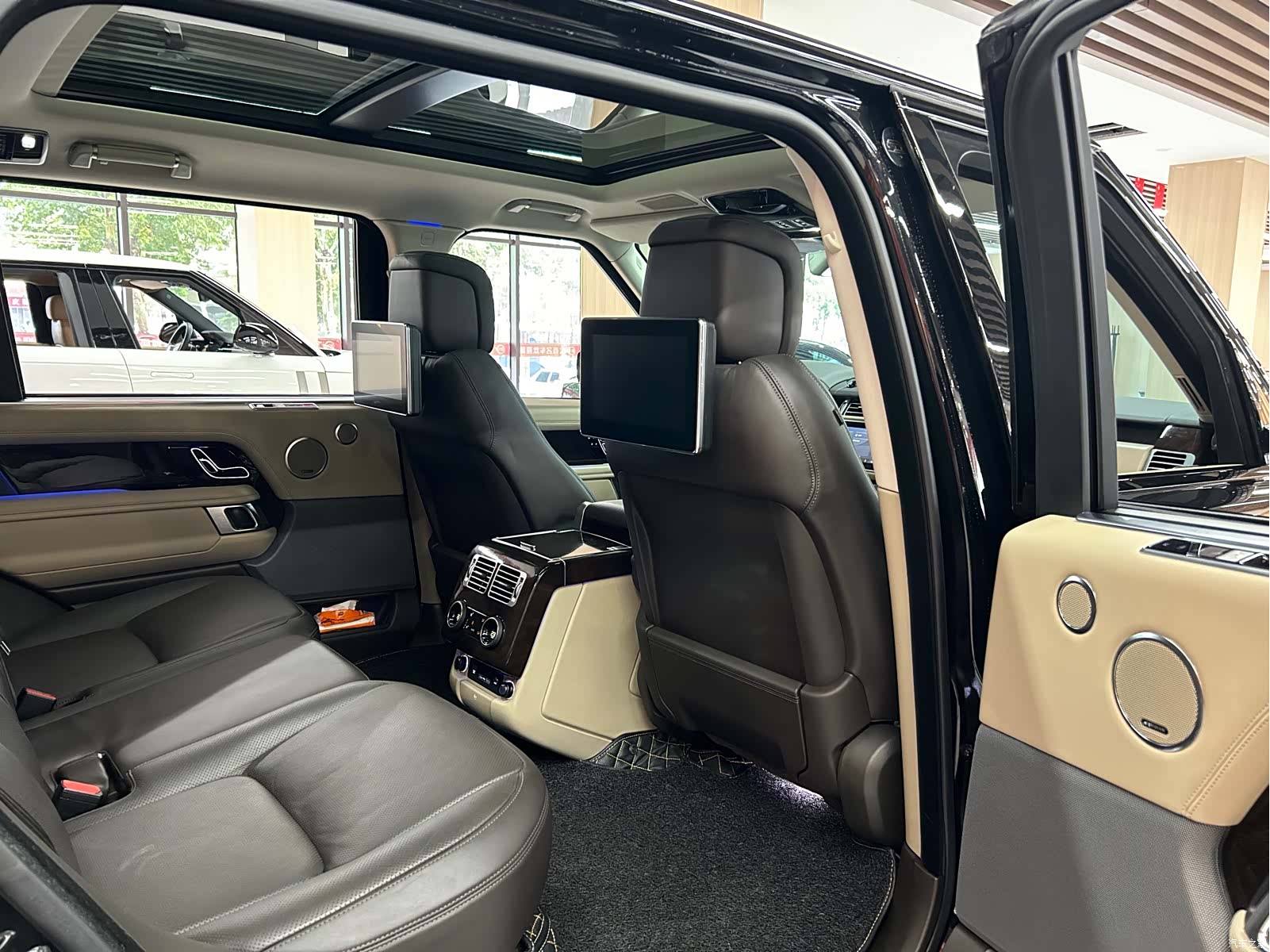 Land Rover Range Rover, 2020 24