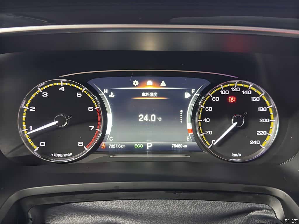 Trumpchi M8, 2022 14