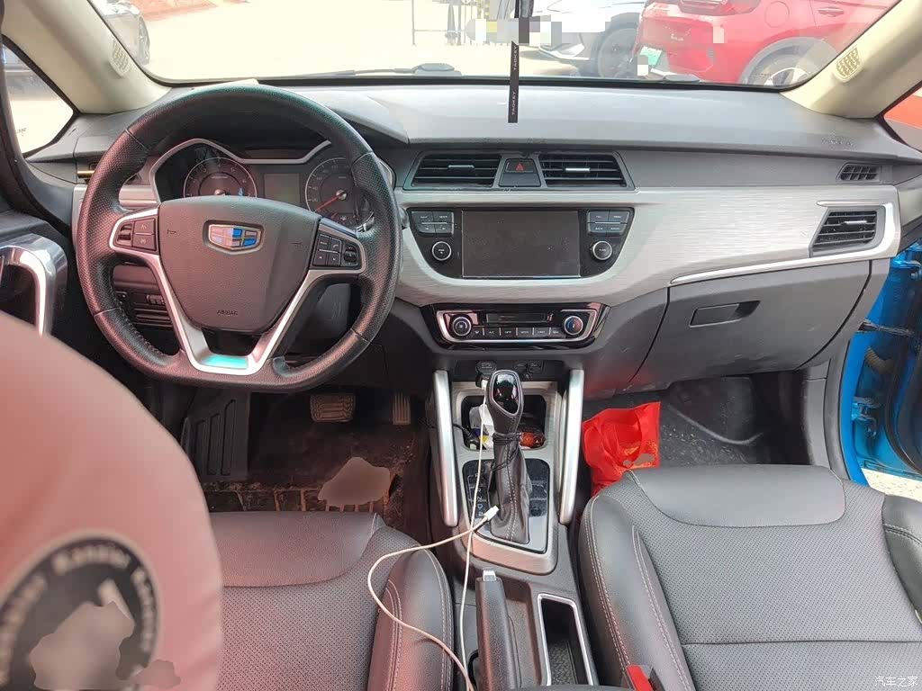 Geely X3, 2018 6