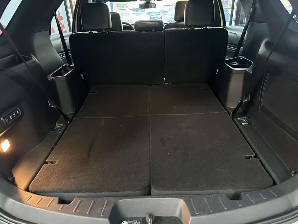 Ford Explorer Ford Explorer