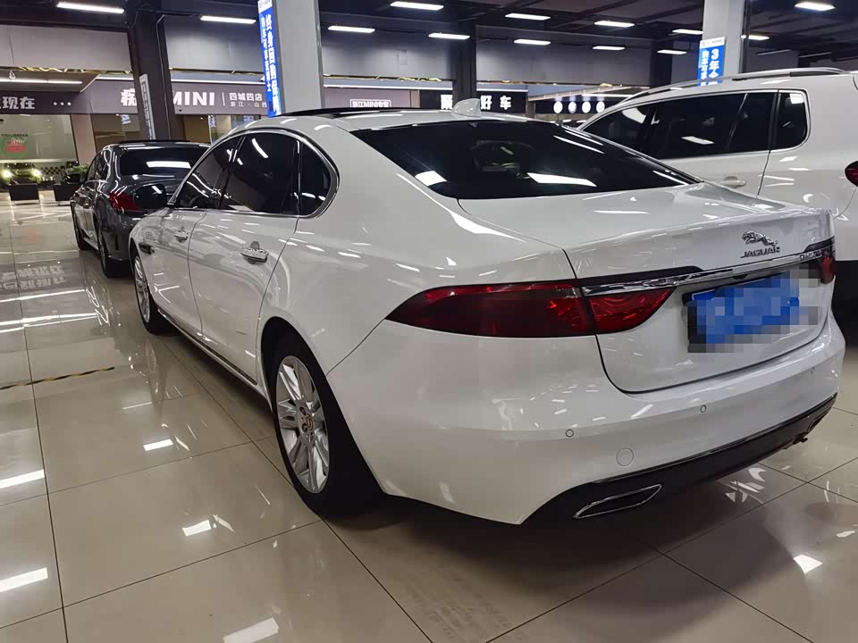 Jaguar XFL Jaguar XFL