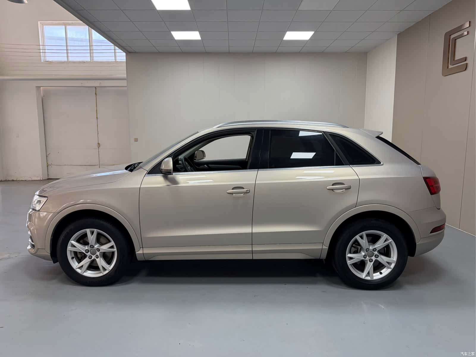 Audi Q3, 2018 7