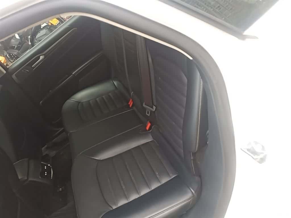 Ford Mondeo, 2018 17