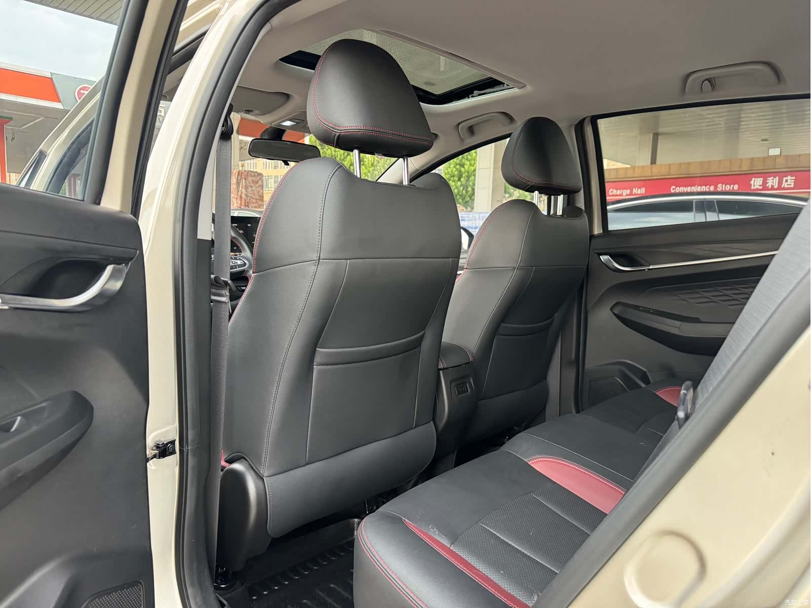 Geely X3, 2022 10