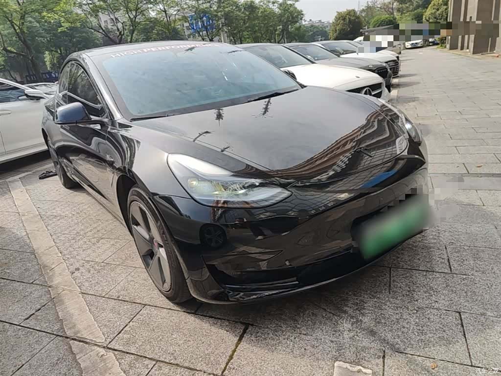 Tesla Model 3, 2023 4