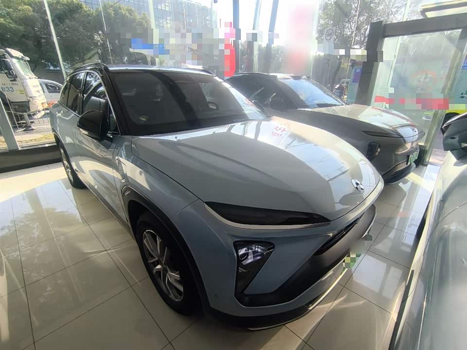 NIO ES6