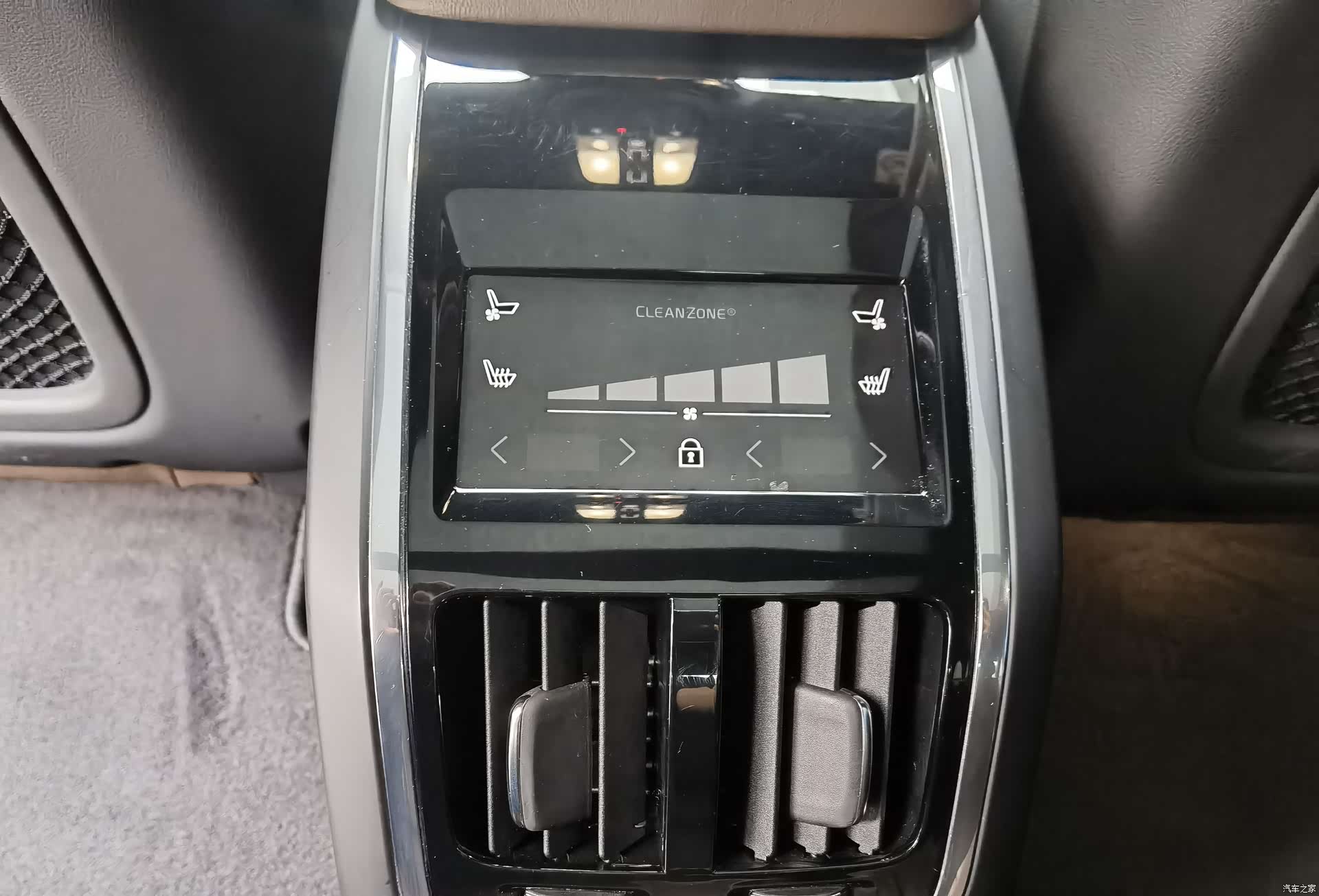 Volvo S90, 2022 11