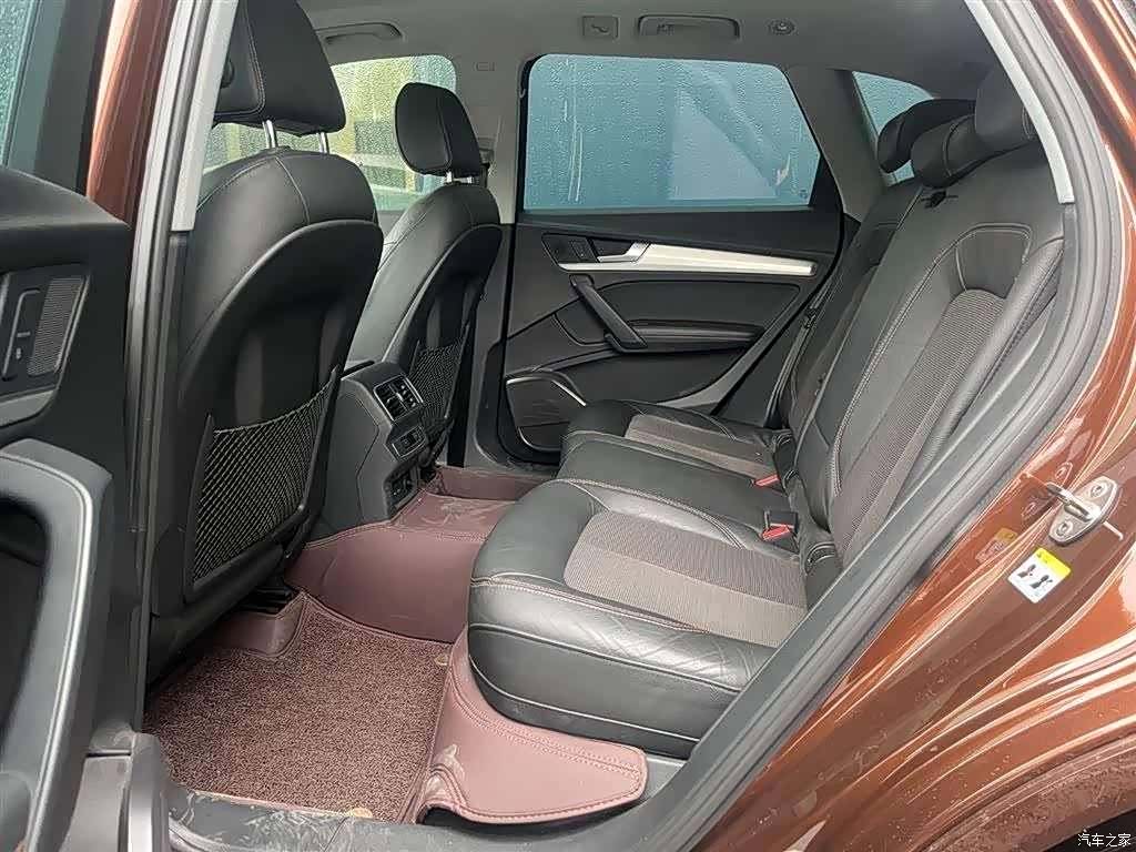 Audi Q5L, 2019 10