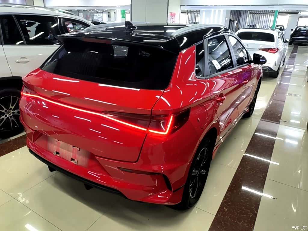 BYD E2, 2020 7