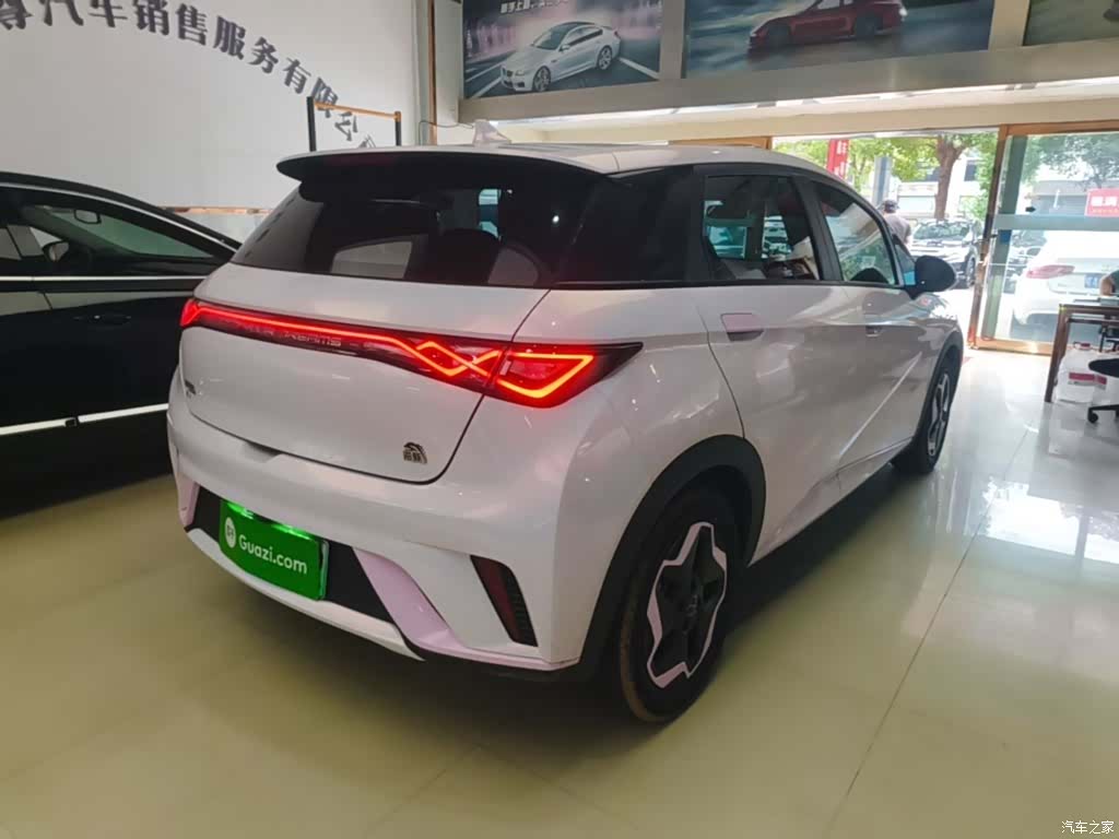 BYD Dolphin, 2022 7