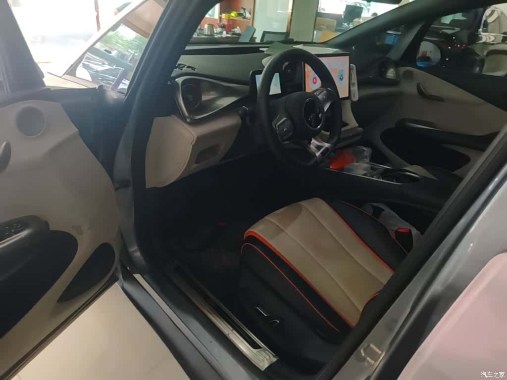 BYD Dolphin, 2022 16