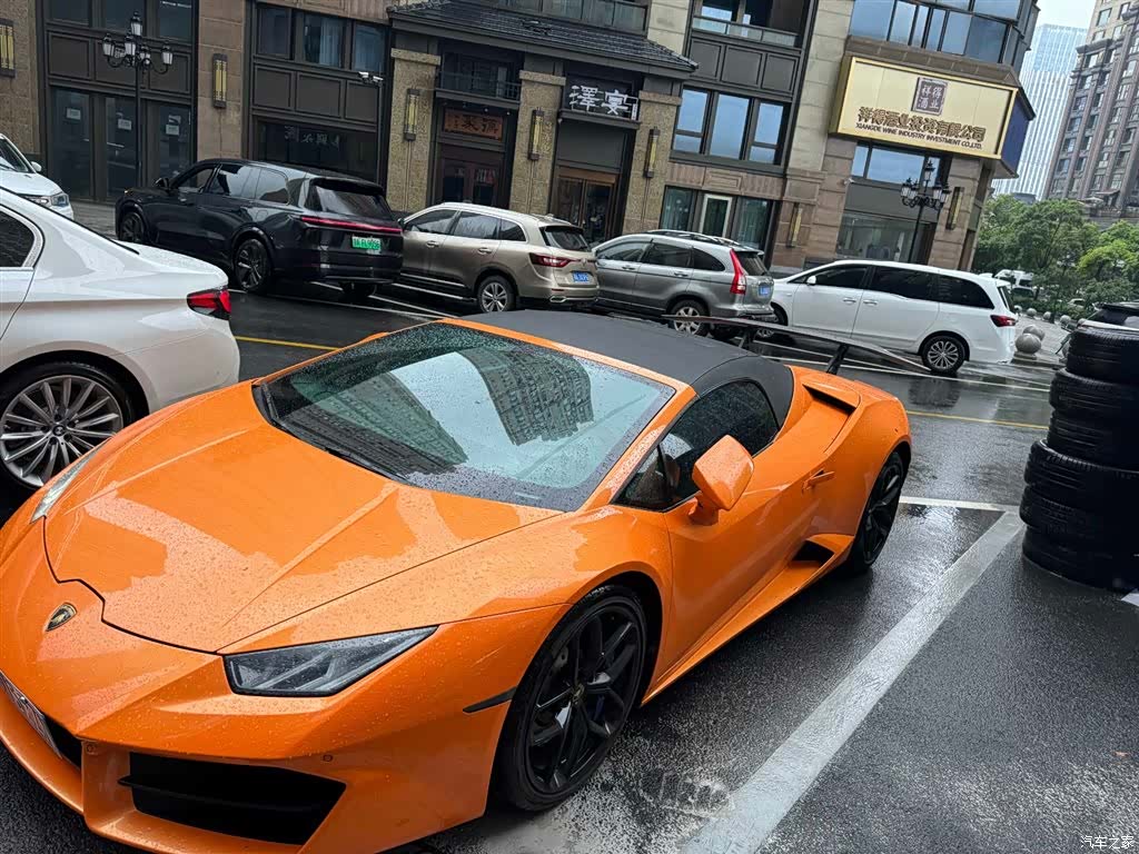 Lamborghini Huracán, 2017 все фото