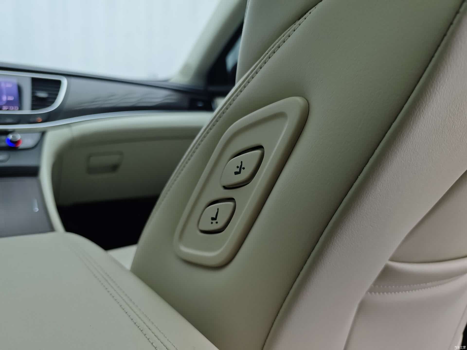 Buick LaCrosse, 2021 25