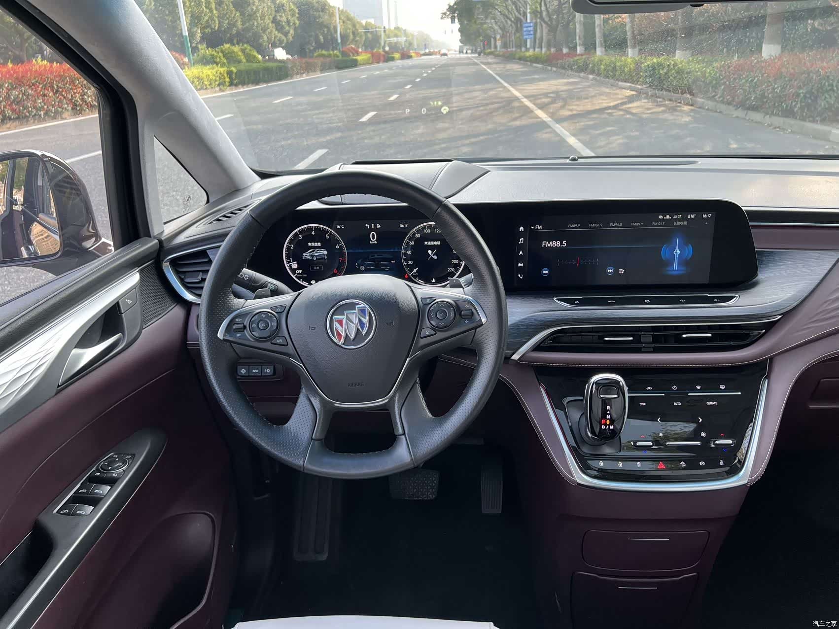 Buick GL8, 2022 12