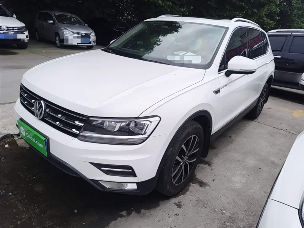 Volkswagen Tiguan L
