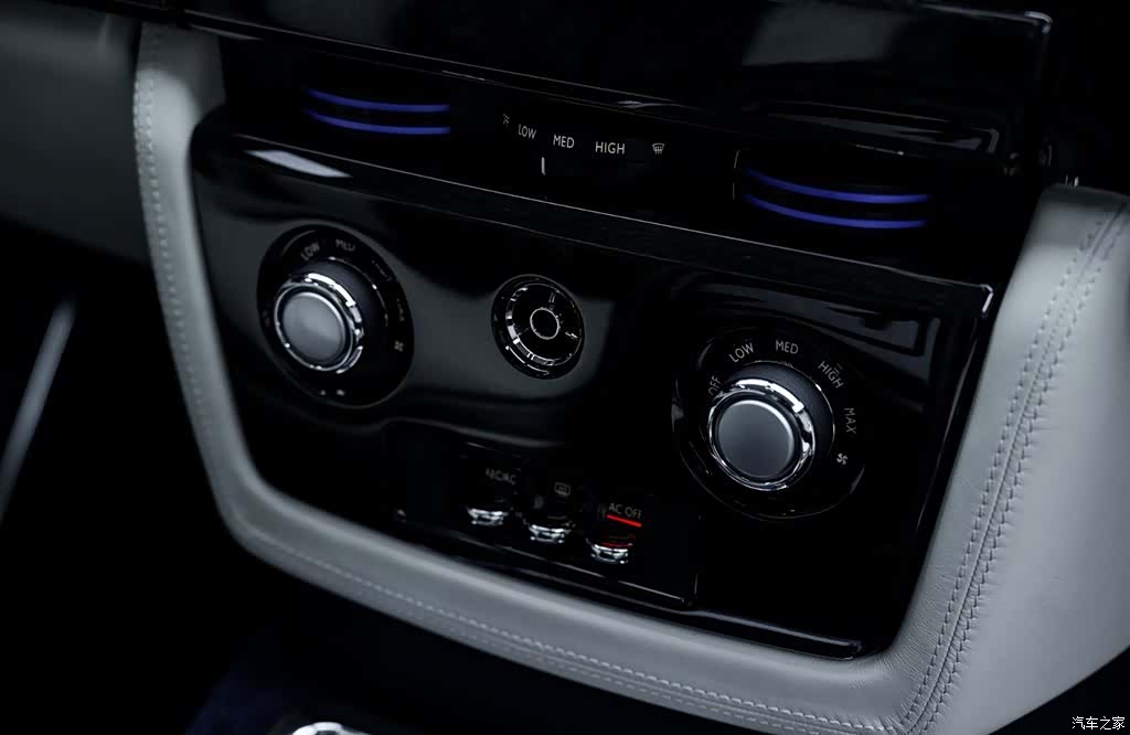 Rolls-Royce Phantom, 2013 18