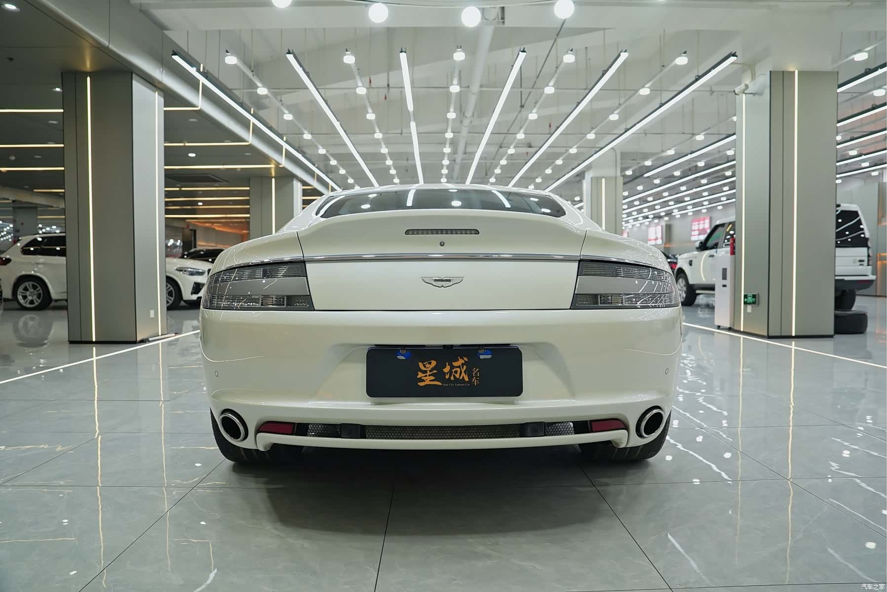 Aston Martin Rapide, 2019 26