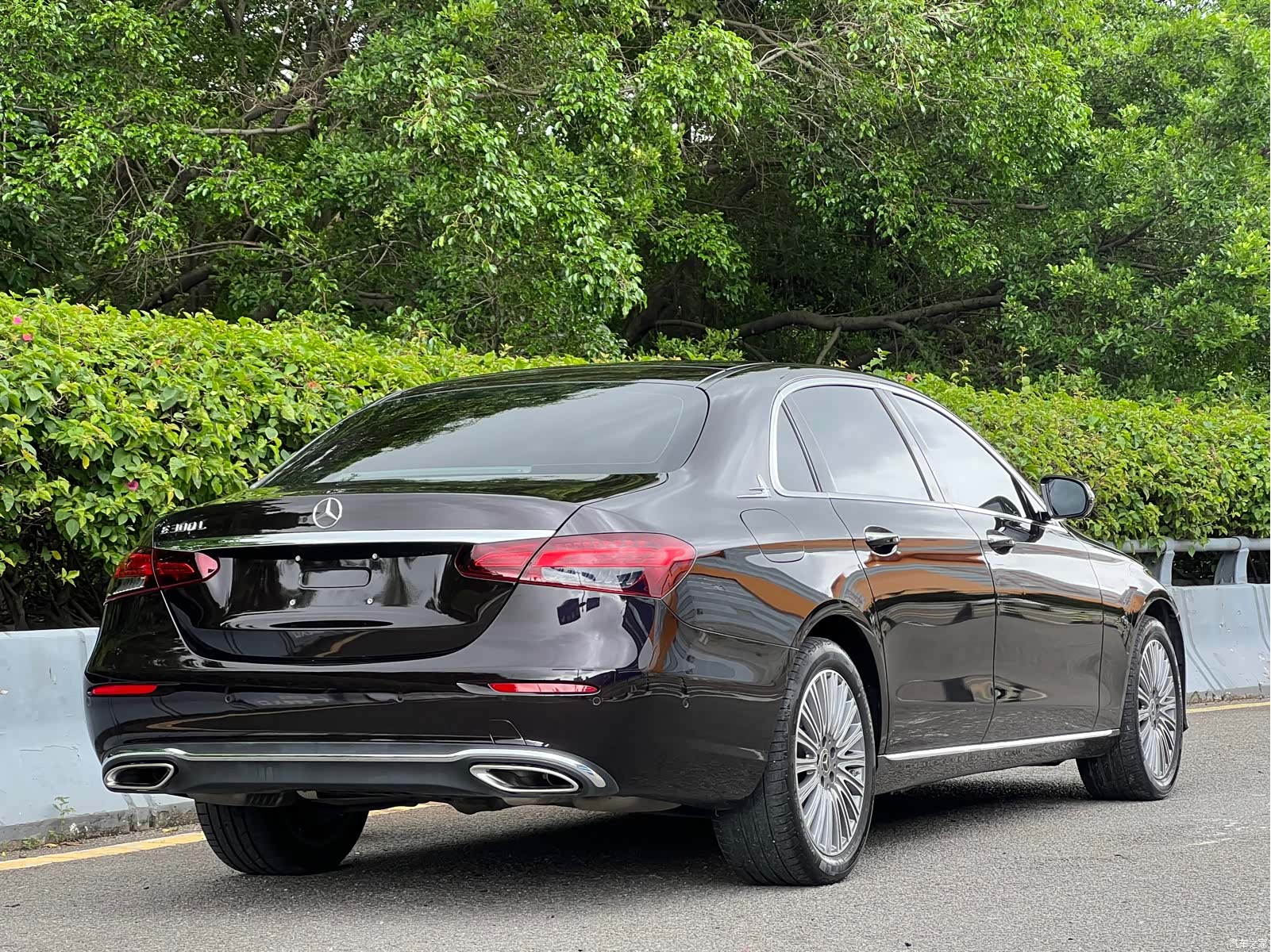 Mercedes-Benz E-Class, 2023 18
