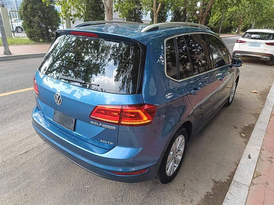 Volkswagen Golf*Jiayu Volkswagen Golf*Jiayu