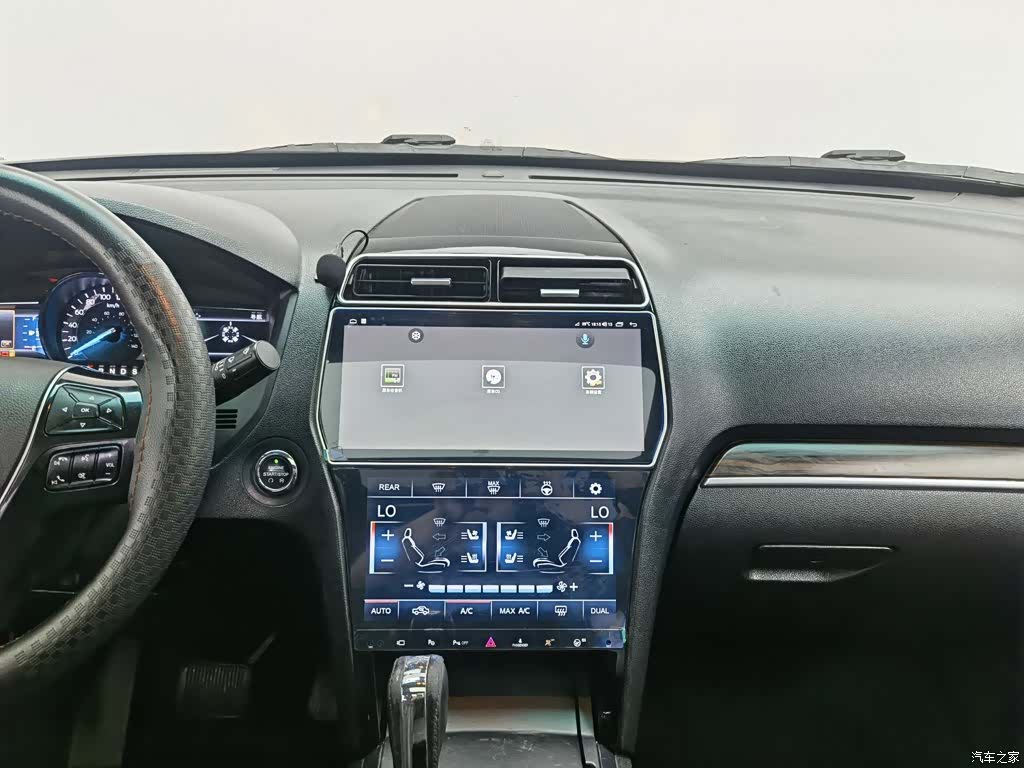Ford Explorer, 2017 12