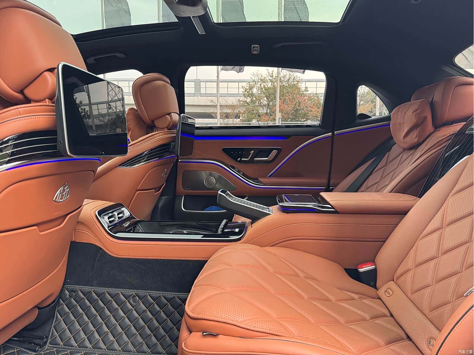 Maybach S-Class, 2023 9