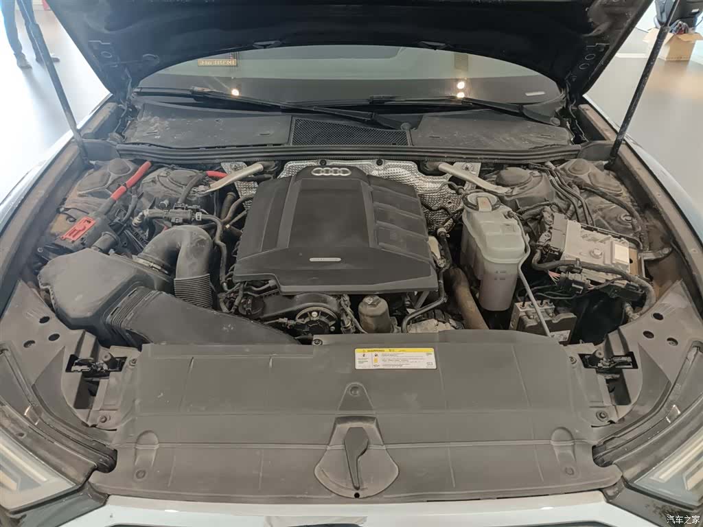Audi A6L, 2020 9