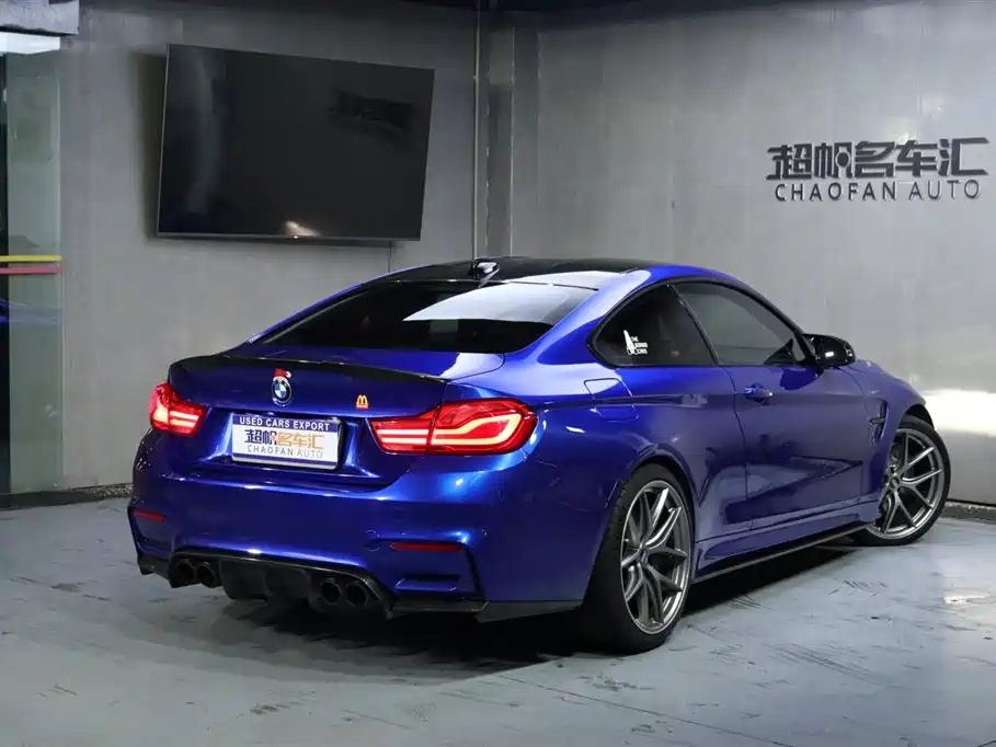BMW M4
