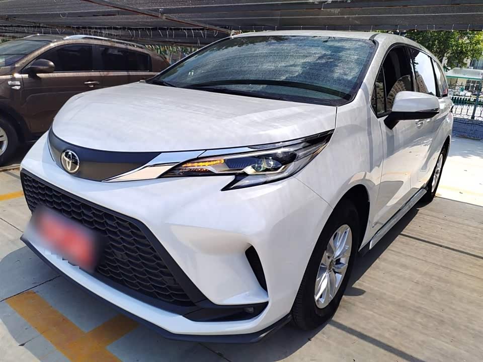 Toyota Grevia Toyota Grevia