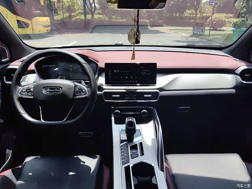 Geely Coolray, 2019 8