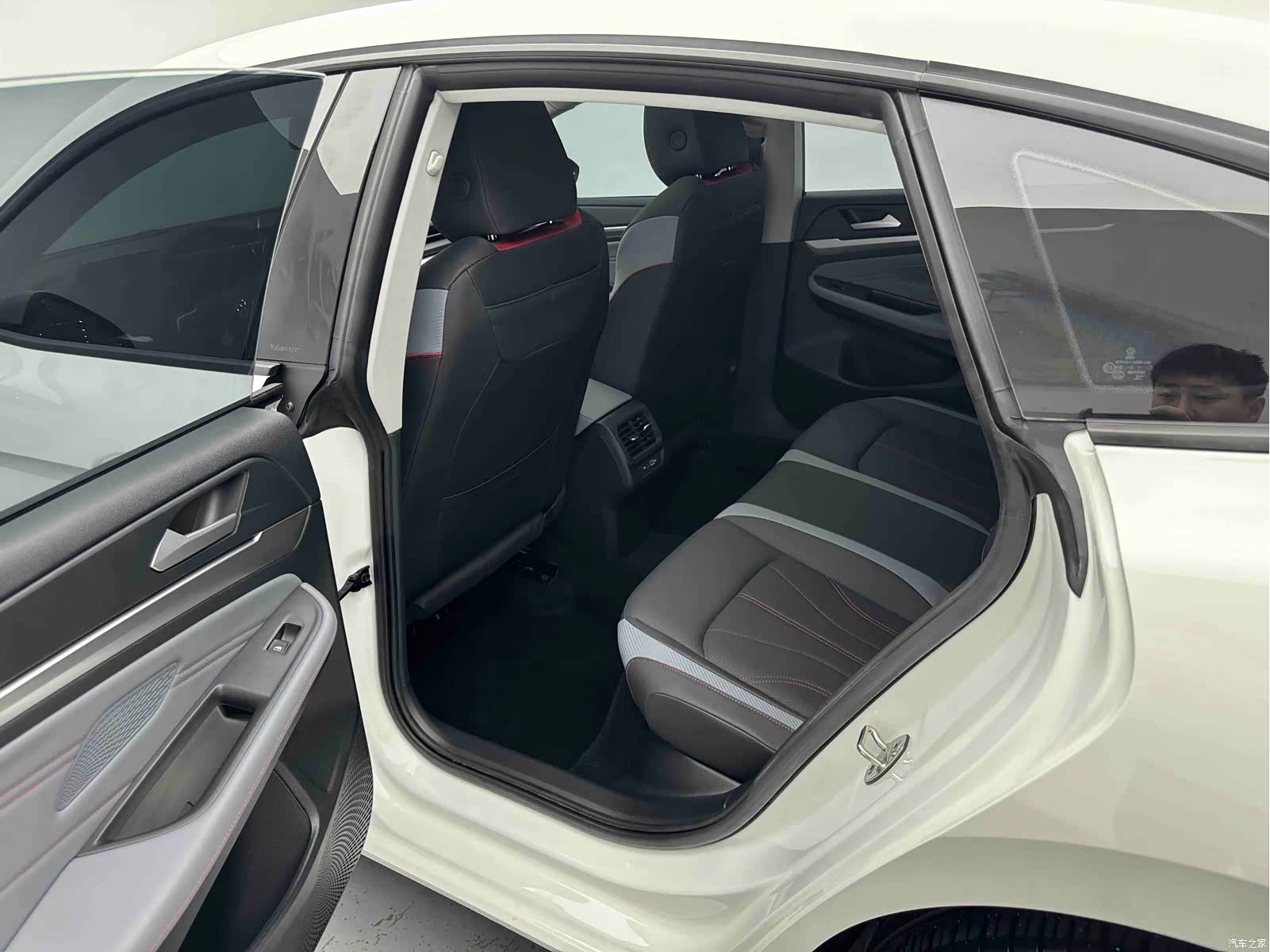 Volkswagen Lamando, 2022 12