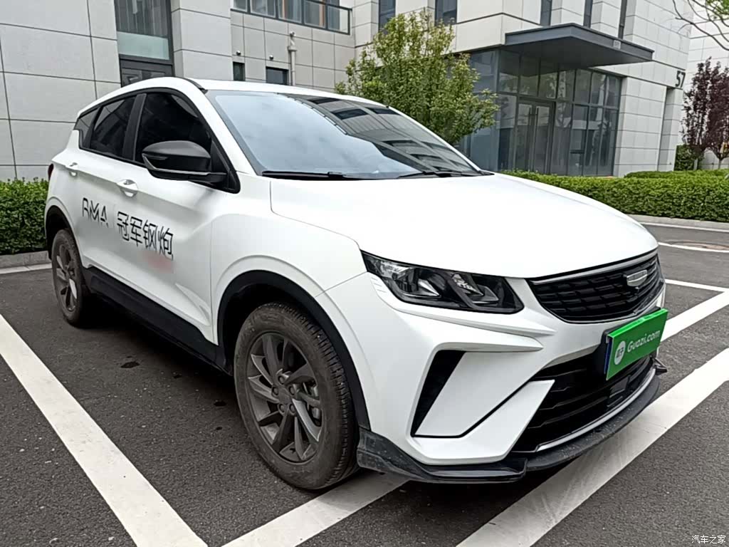 Geely Coolray, 2025 4