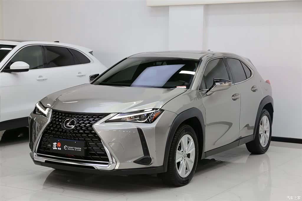 Lexus UX, 2022 18