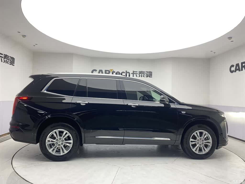Cadillac XT6, 2021 4