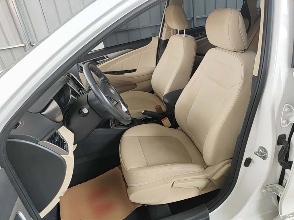 Changan Eado, 2017 15