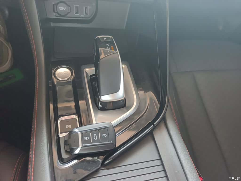 DongFeng AX7, 2021 14