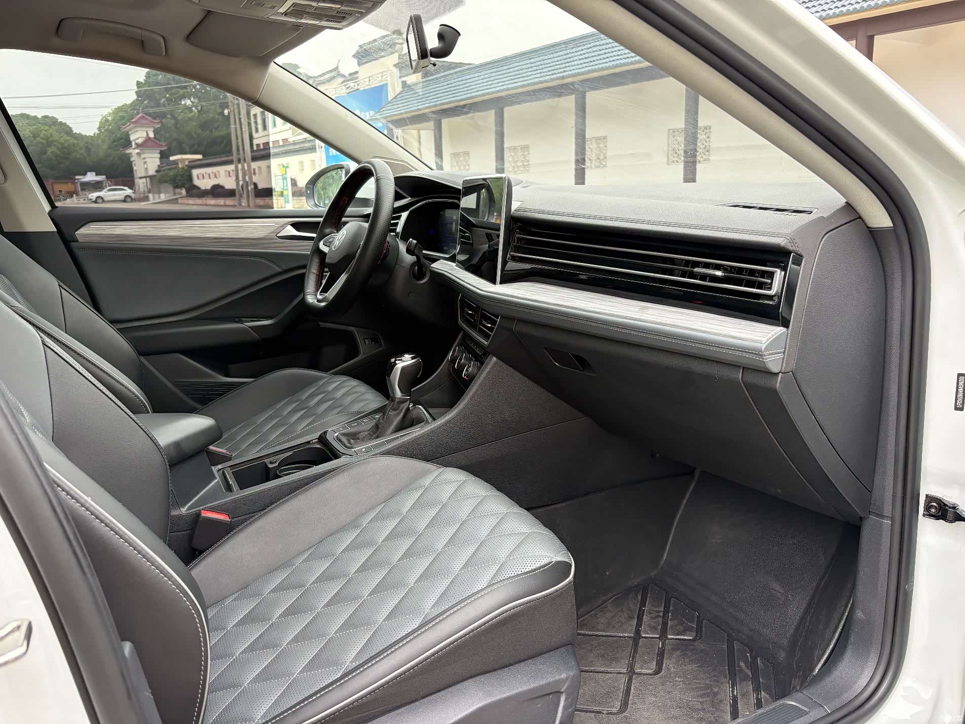 Volkswagen Sagitar, 2023 8