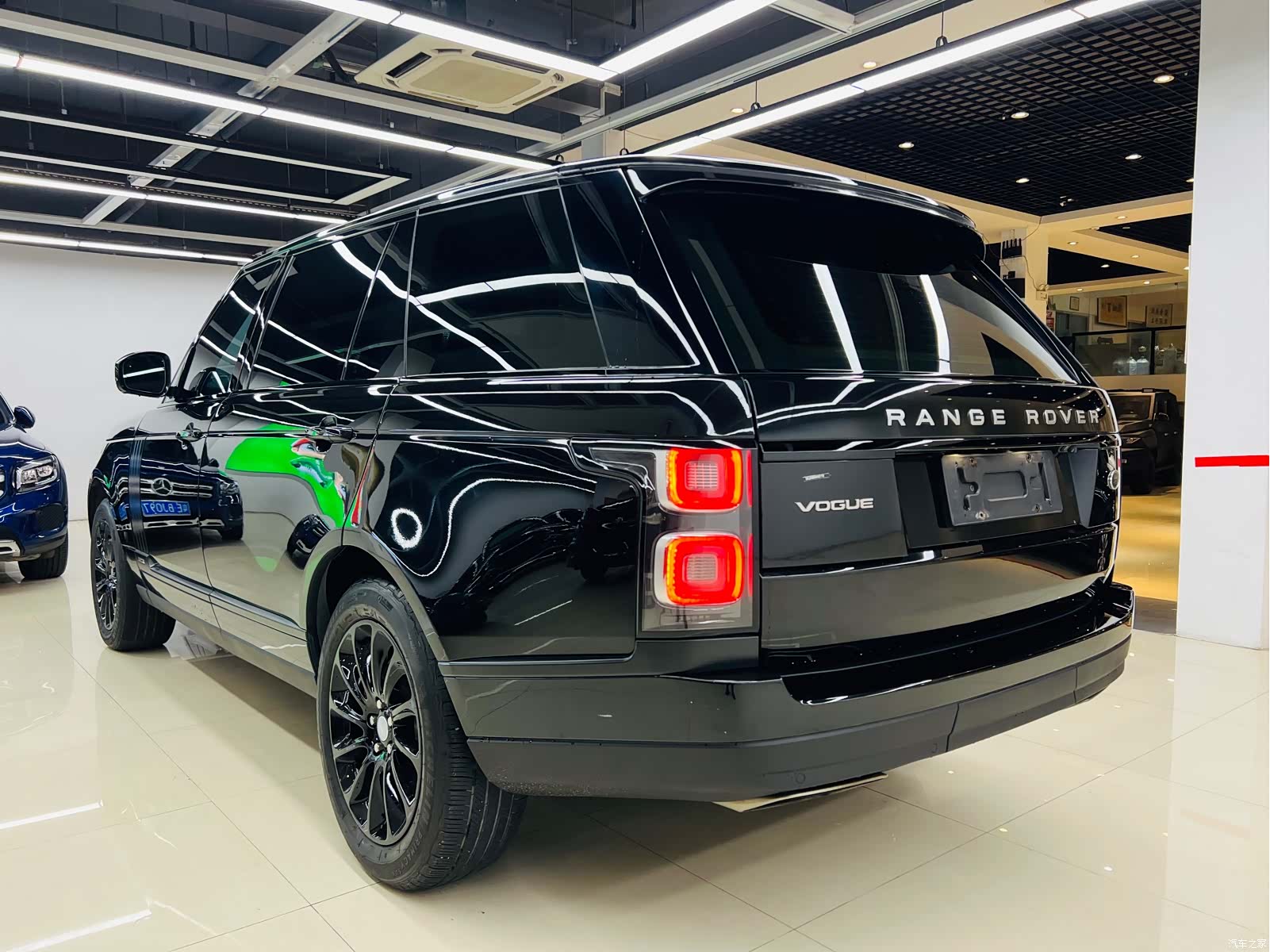 Land Rover Range Rover, 2019 19