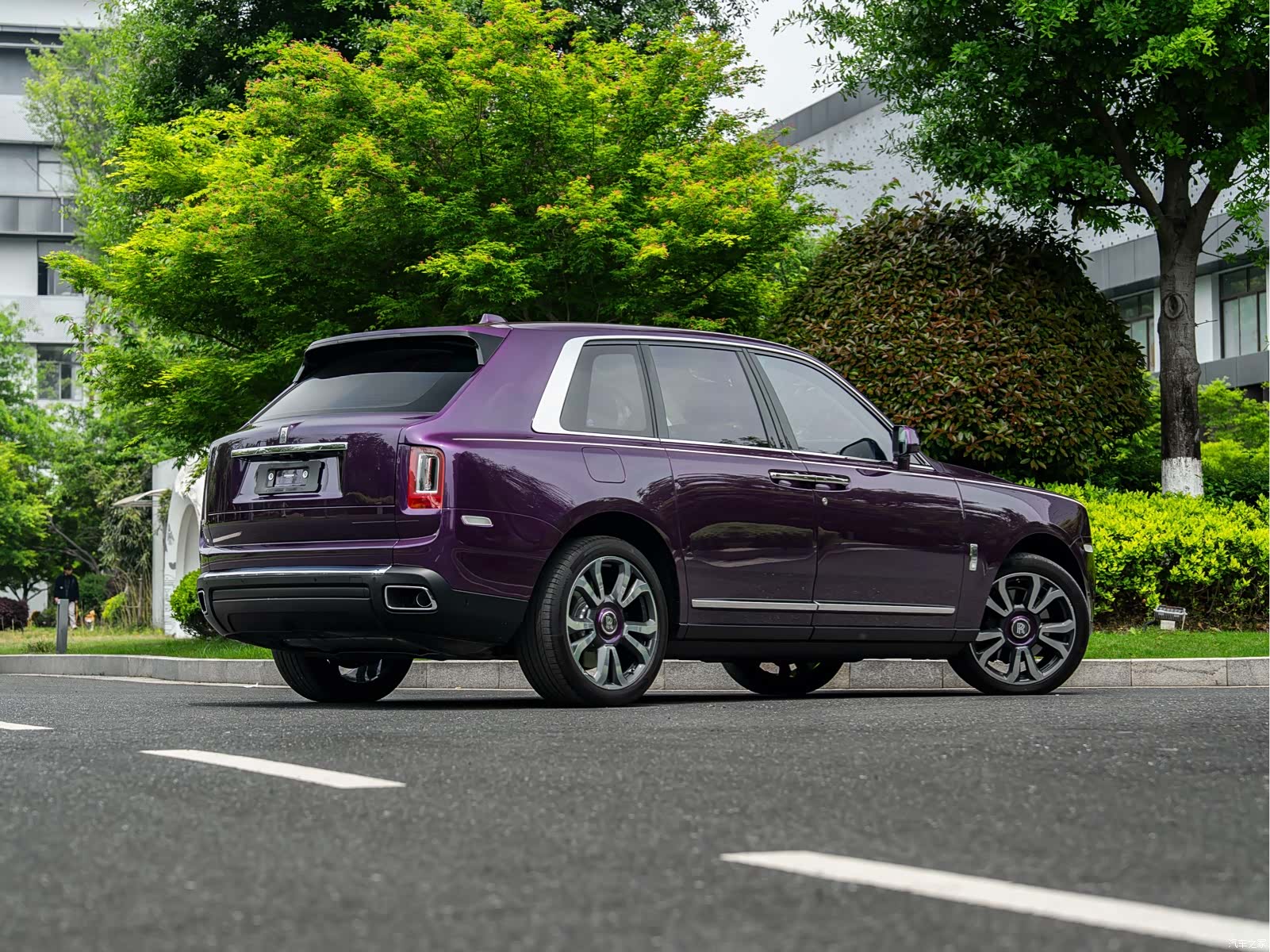 Rolls-Royce Cullinan, 2022 21