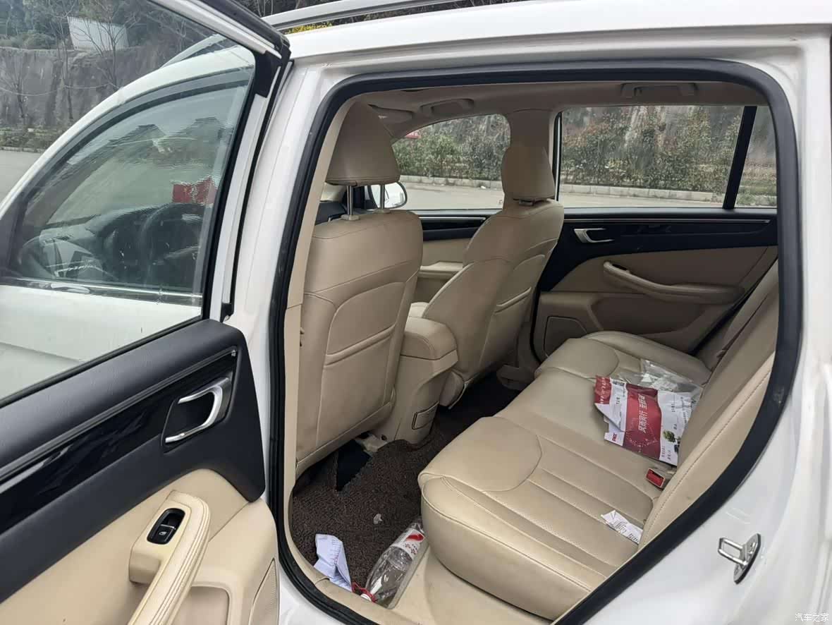 Zotye X5, 2016 9