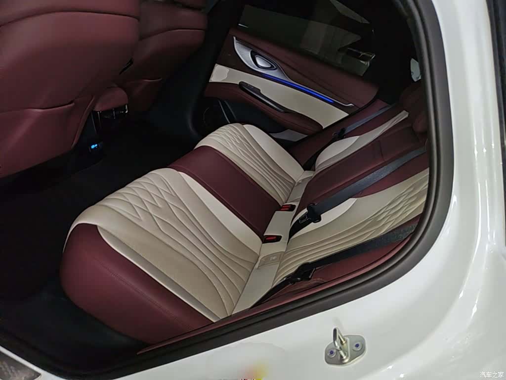 BYD Seal, 2024 17
