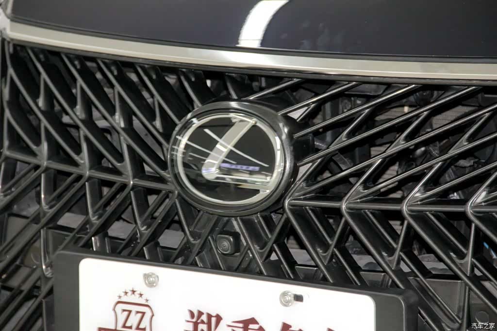 Lexus LX, 2020 43