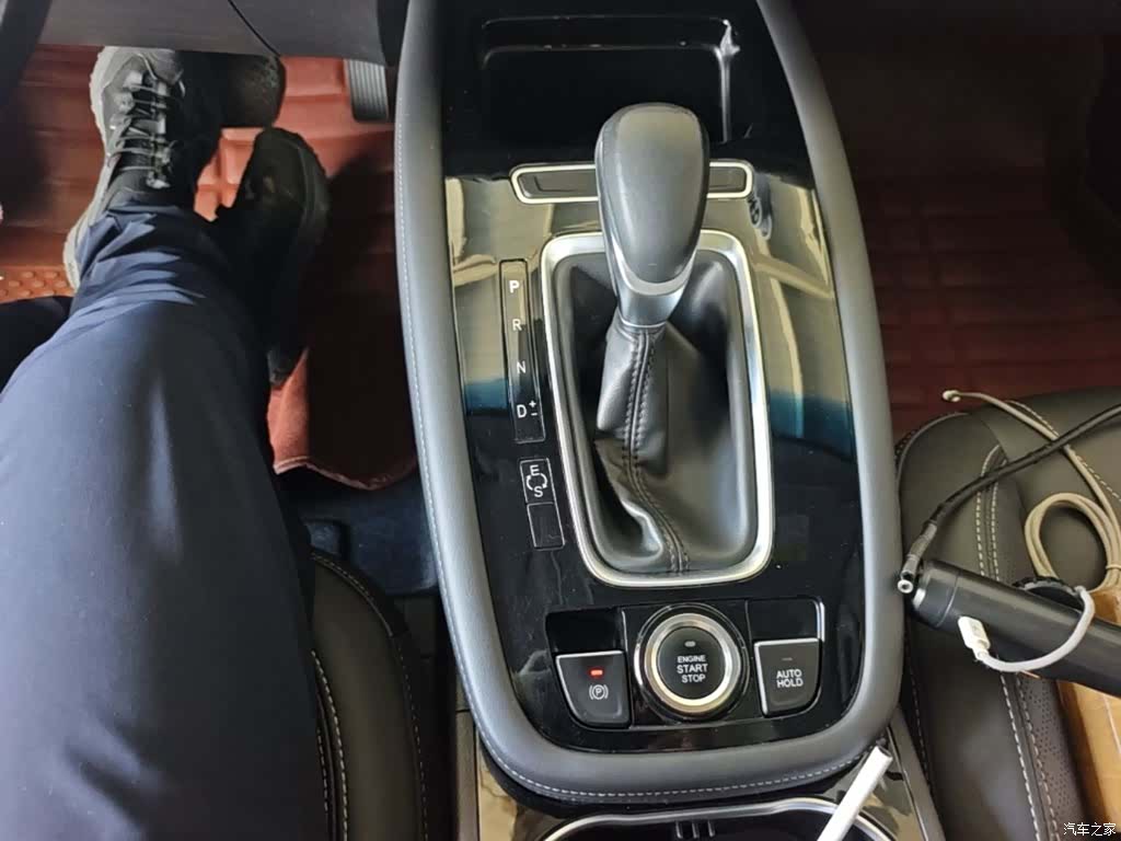 Jetour X70, 2019 14