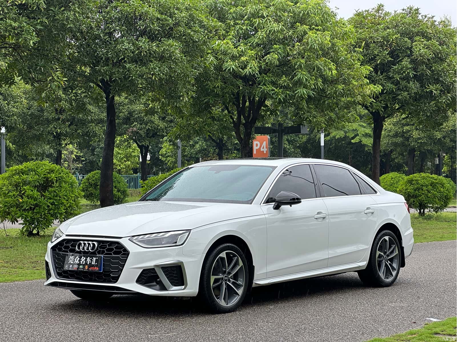Audi A4L, 2022 1
