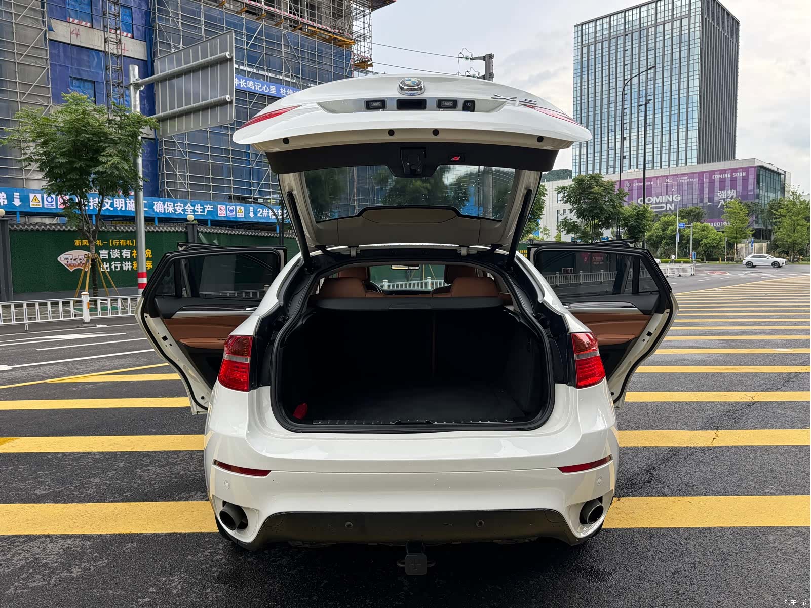 BMW X6, 2012 10